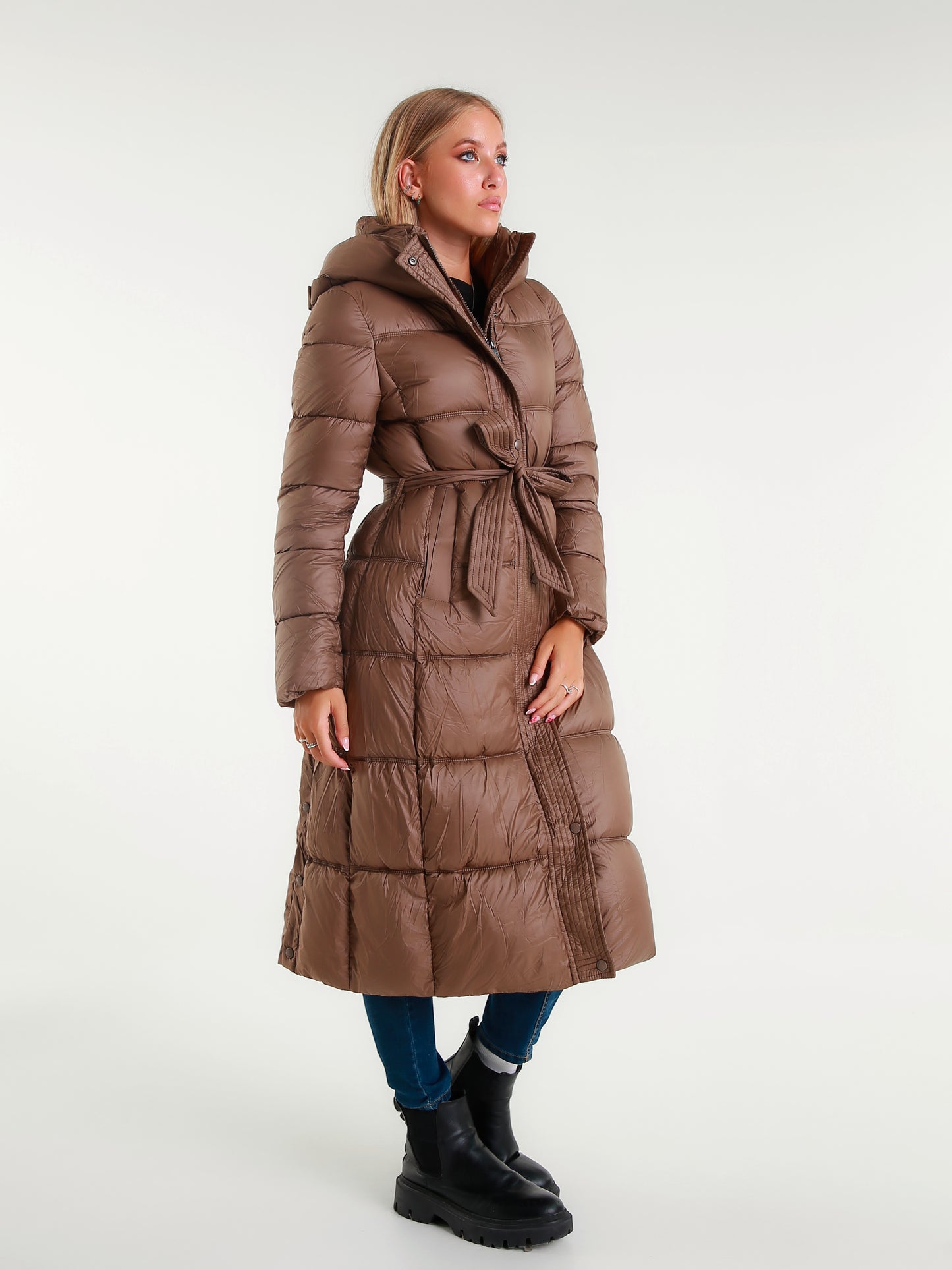 Piumino Lungo da Donna con Cappuccio e Cintura Elegante e Caldo per l'Inverno Moda Donna Invernale