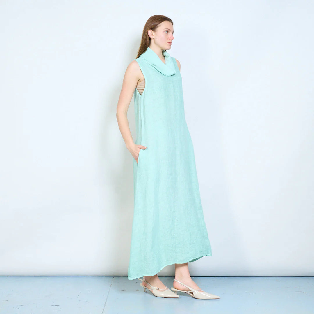 Abito lungo donna senza maniche con collo morbido