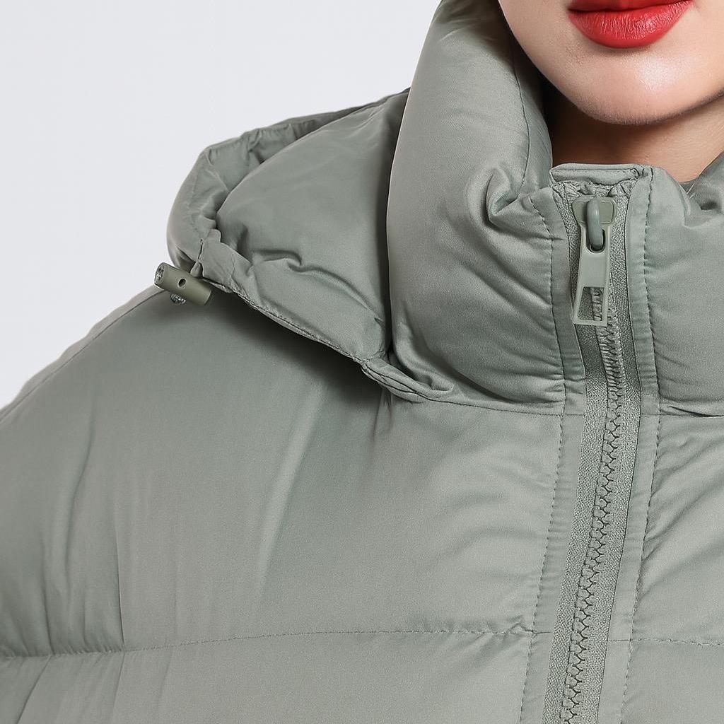 Giacca Imbottita Corta Donna con Cappuccio Piumino Trapuntato Casual Invernale in Poliestere con Zip Frontale e Tasche Laterali Stile Casual Streetwear