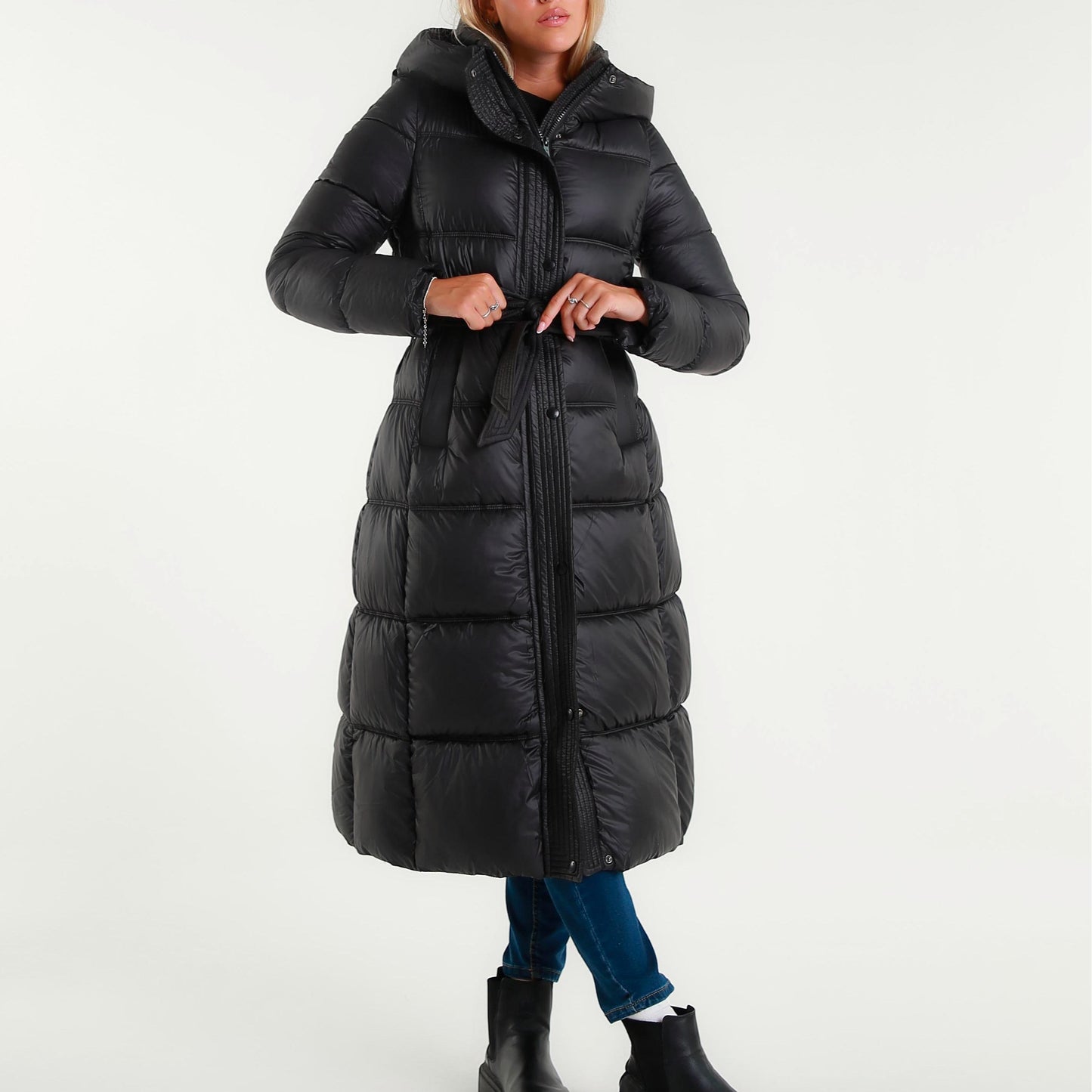 Piumino Lungo da Donna con Cappuccio e Cintura Elegante e Caldo per l'Inverno Moda Donna Invernale