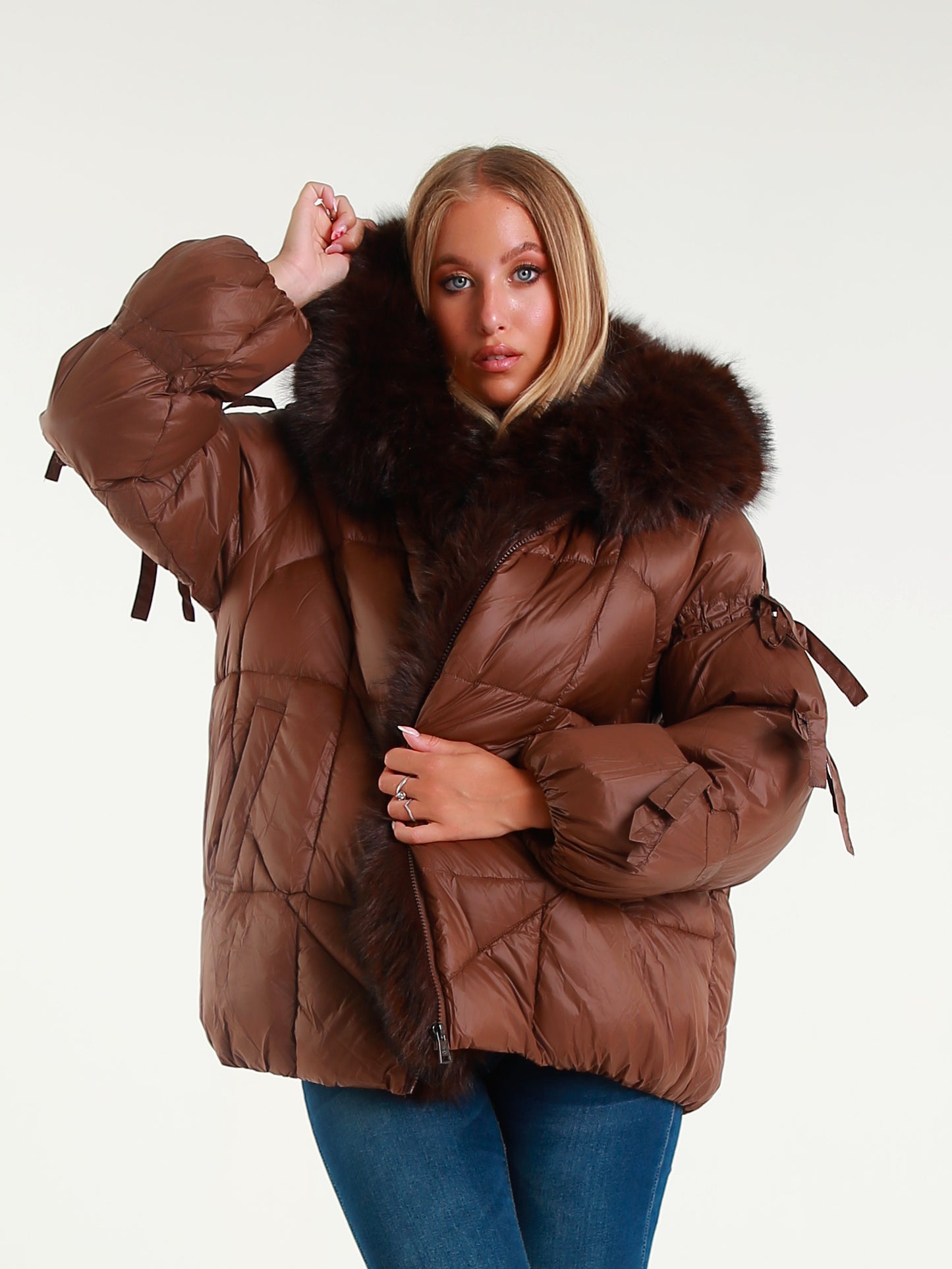 Women's down jacket with maxi faux fur hood