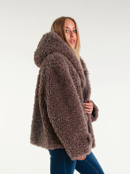 Giaccone Teddy in Peluche Effetto Avvolgente con Cappuccio e Bottoni Oversize Stile Casual Inverno 100% Poliestere Comfort e Versatilità