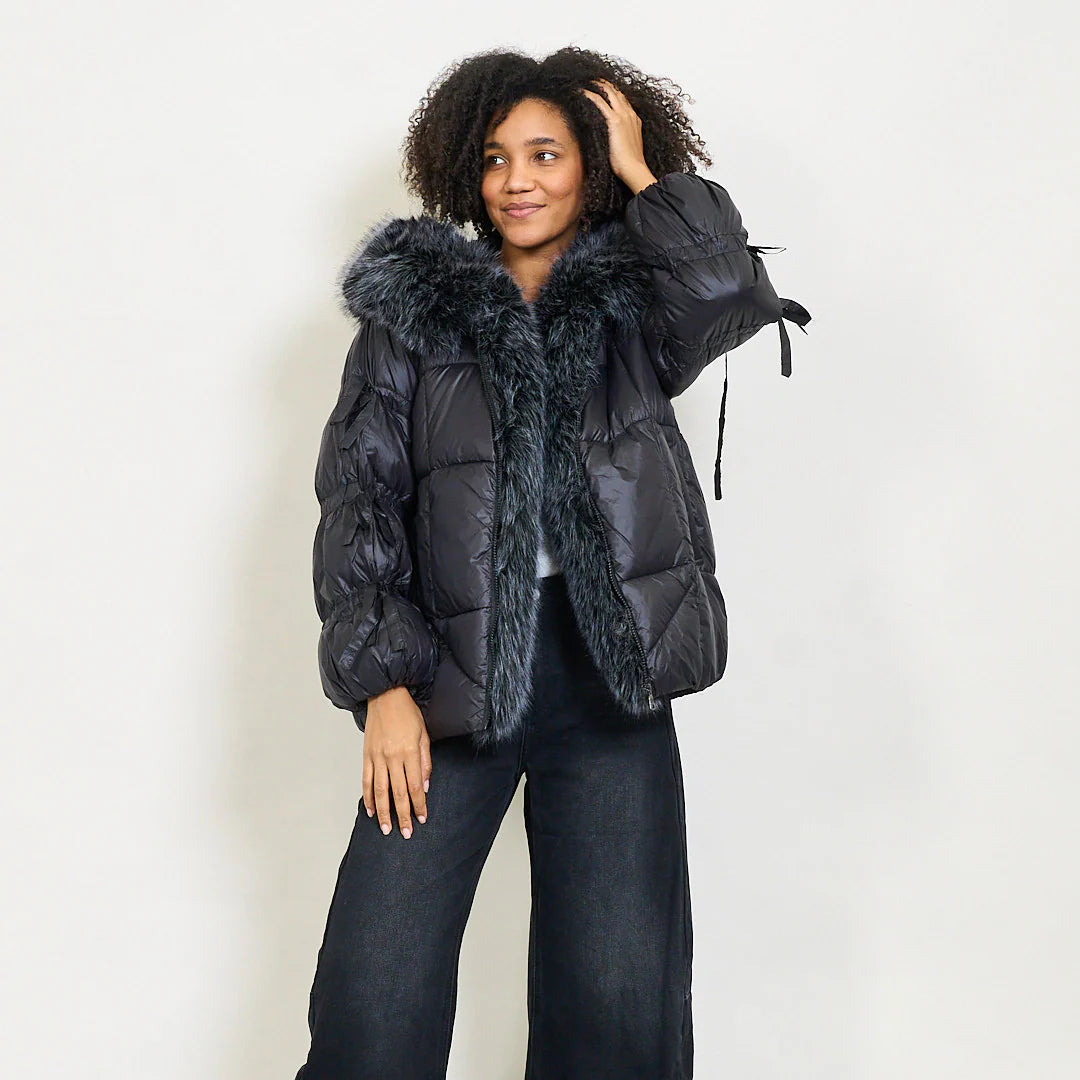 Women's down jacket with maxi faux fur hood