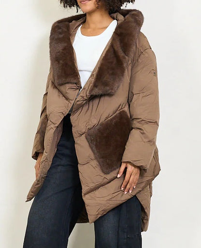 Women's beige down jacket with faux fur collar and contrasting pockets