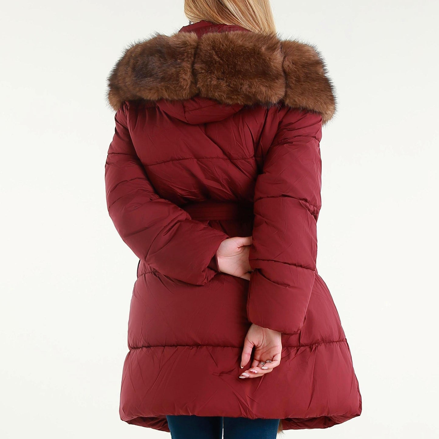 Piumino Lungo con Cappuccio in Pelliccia Sintetica Elegante con Cintura per un Look Stiloso e Versatile per Inverno Comfort e Stile