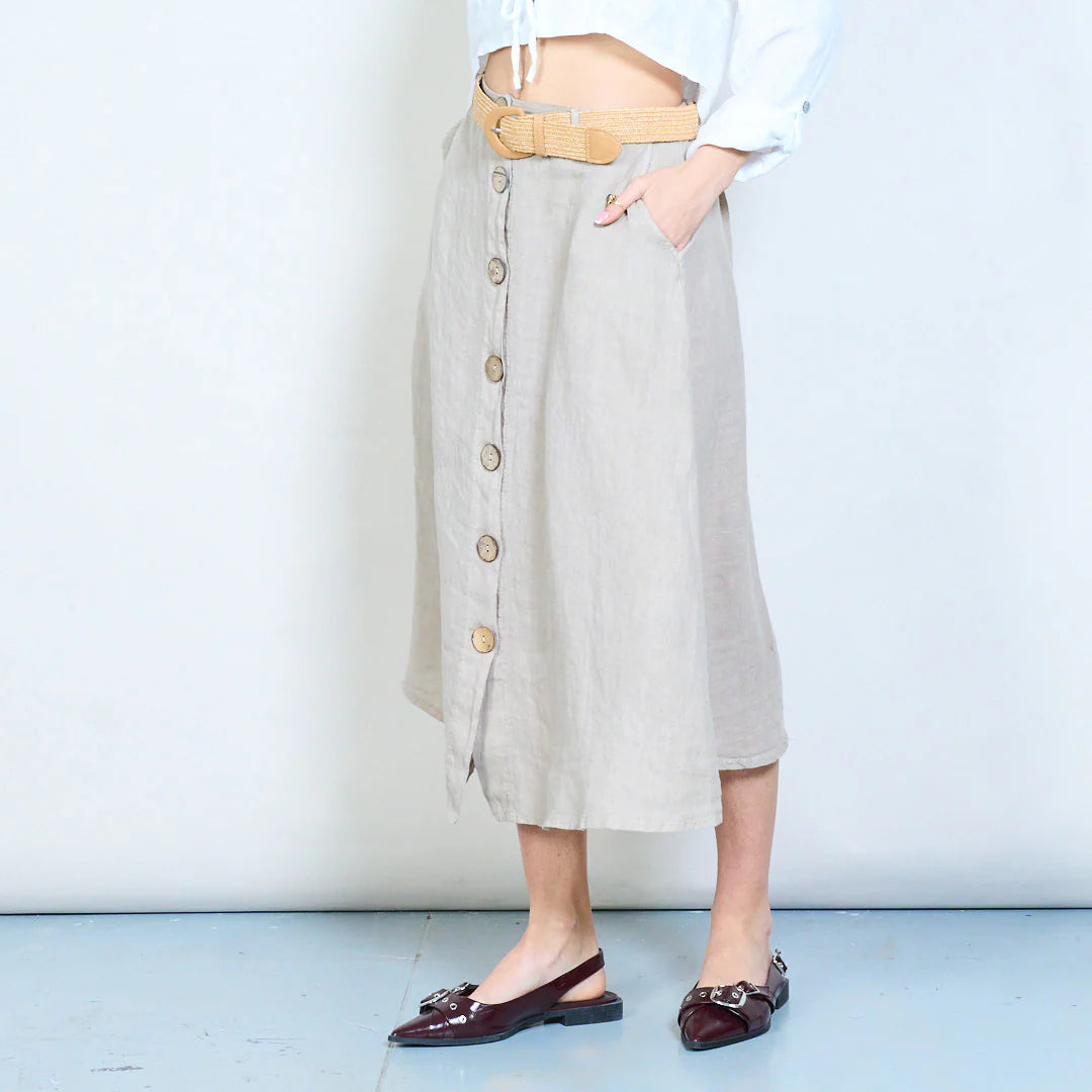 Gonna midi con bottoni frontali e linea svasata