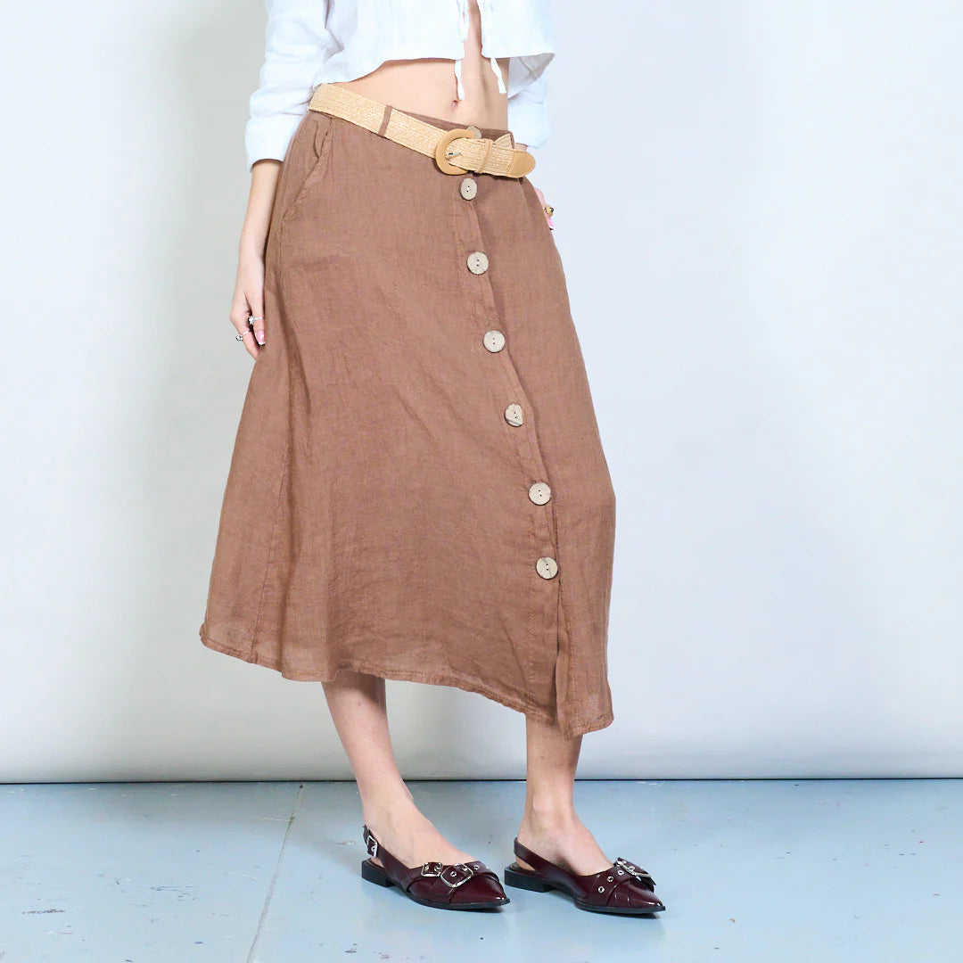 Gonna midi con bottoni frontali e linea svasata