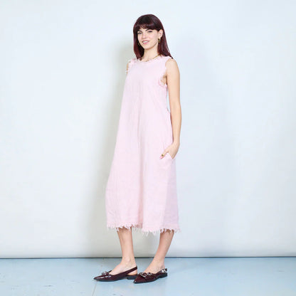 Abito midi smanicato in lino con bordi sfrangiati e tasche