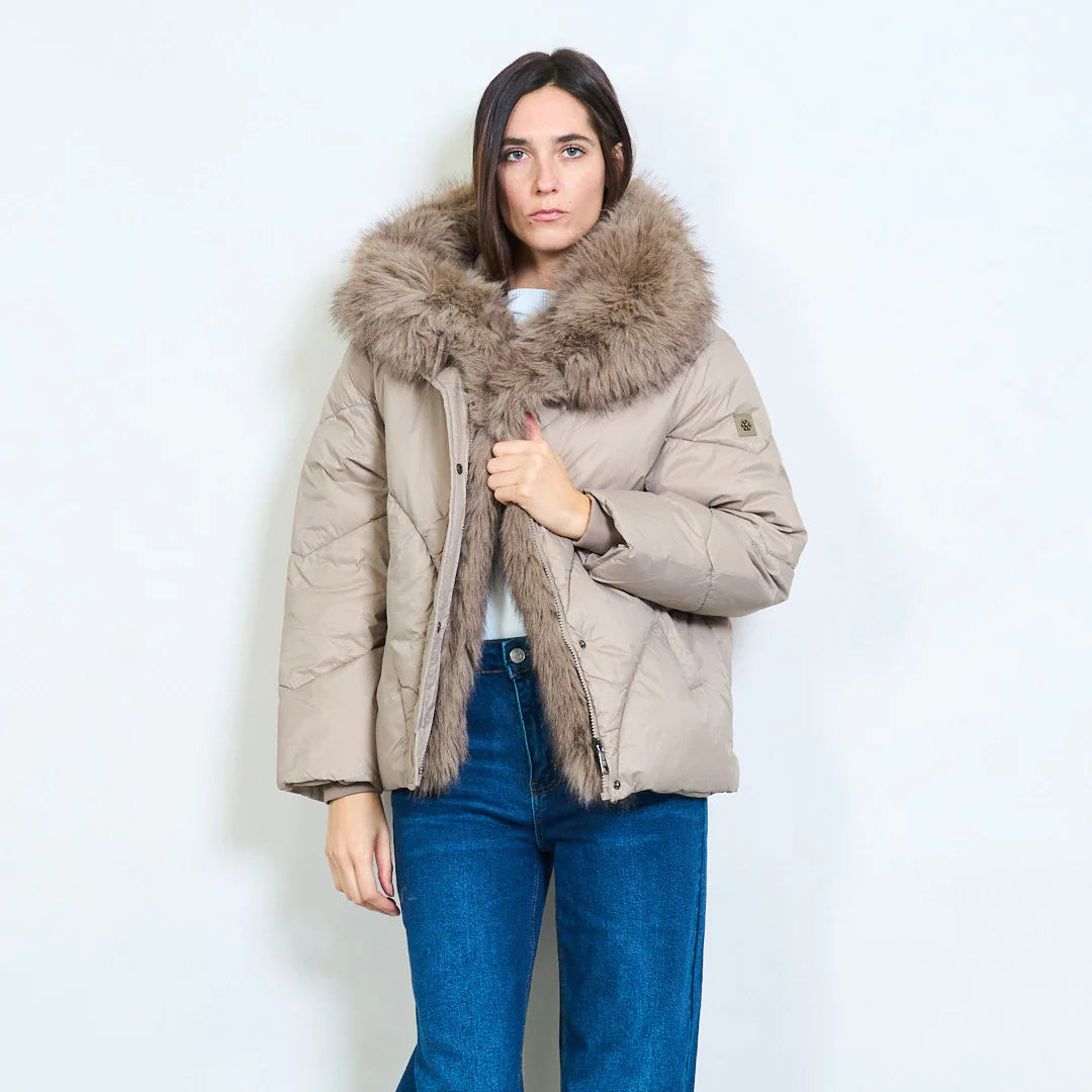 Women's Short Down Jacket with Faux Fur Collar