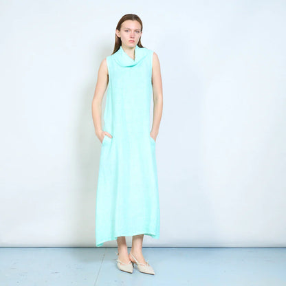 Abito lungo donna senza maniche con collo morbido