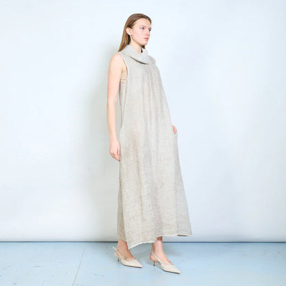 Abito lungo donna senza maniche con collo morbido