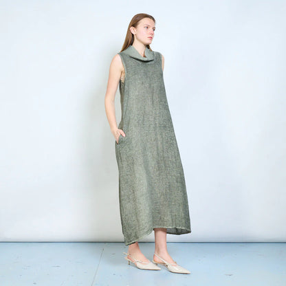 Abito lungo donna senza maniche con collo morbido