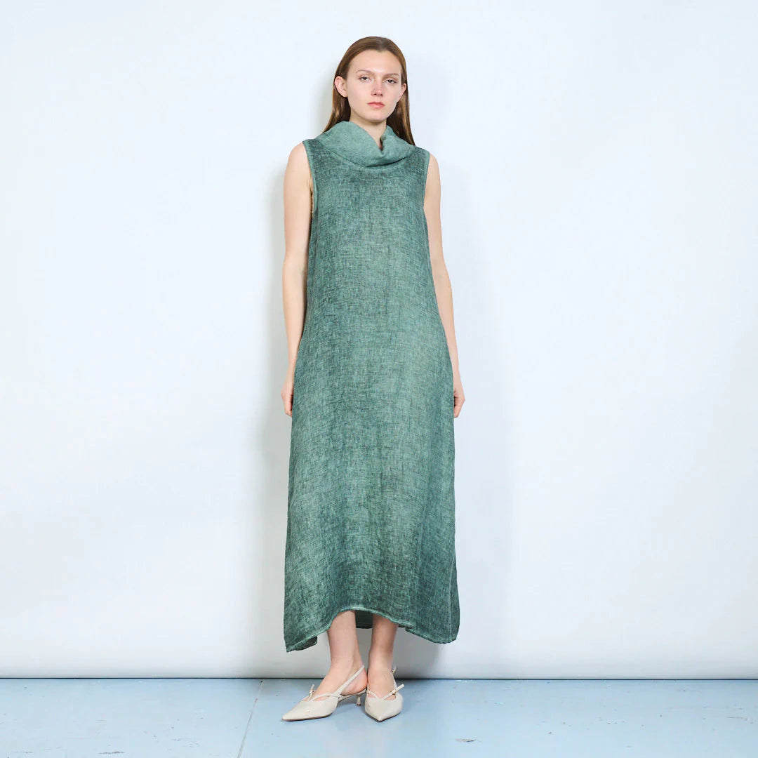 Abito lungo donna senza maniche con collo morbido