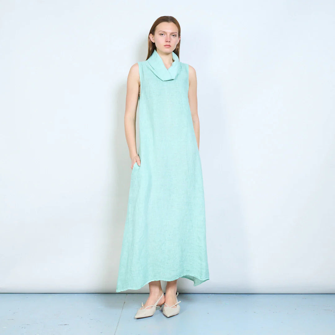 Abito lungo donna senza maniche con collo morbido