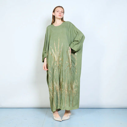 Abito lungo donna con ricami decorativi e maniche ampie