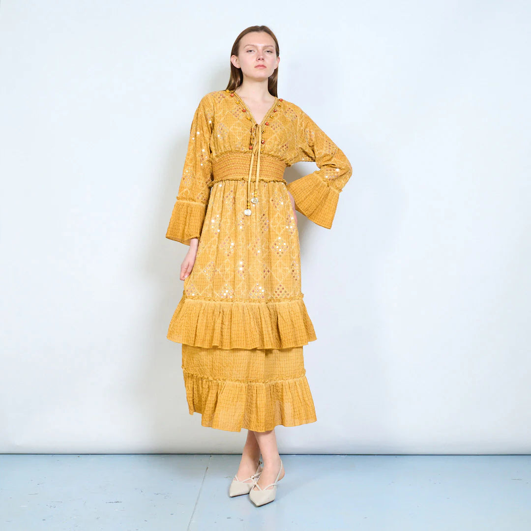 Abito midi donna con ricami, paillettes e vita elasticizzata