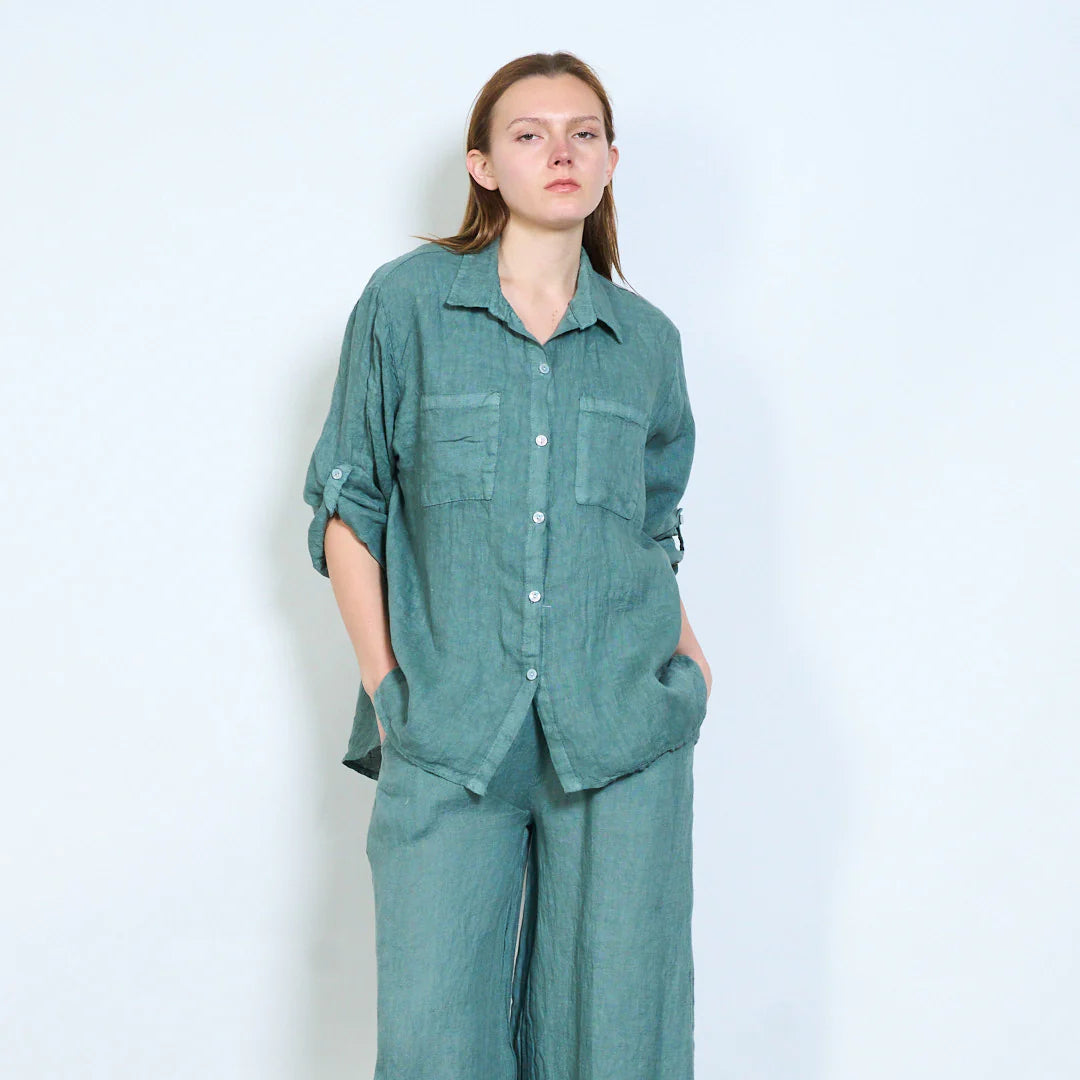 Camicia donna in lino con tasche frontali e maniche regolabili