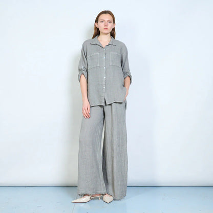 Camicia donna in lino con tasche frontali e maniche regolabili