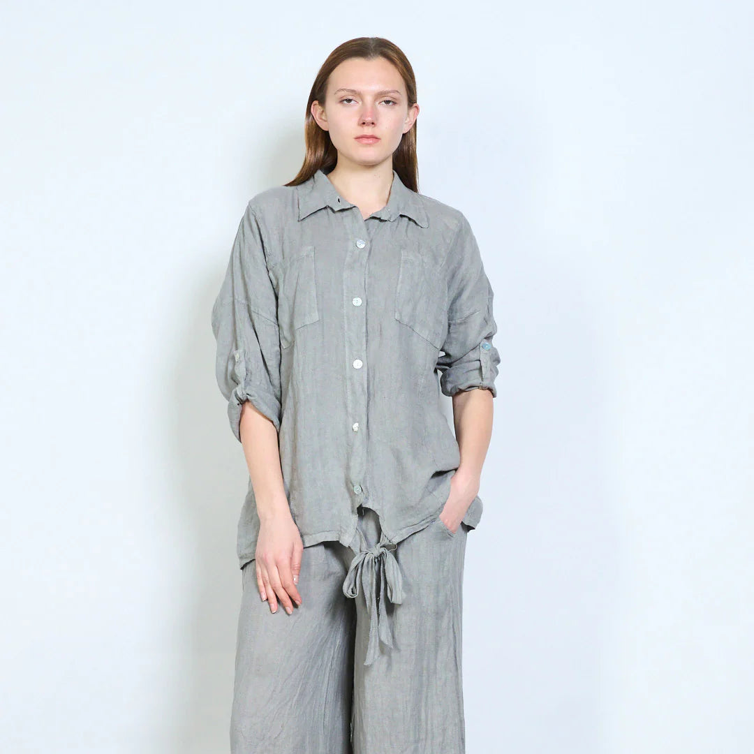 Camicia donna oversize con nodo frontale e maniche regolabili