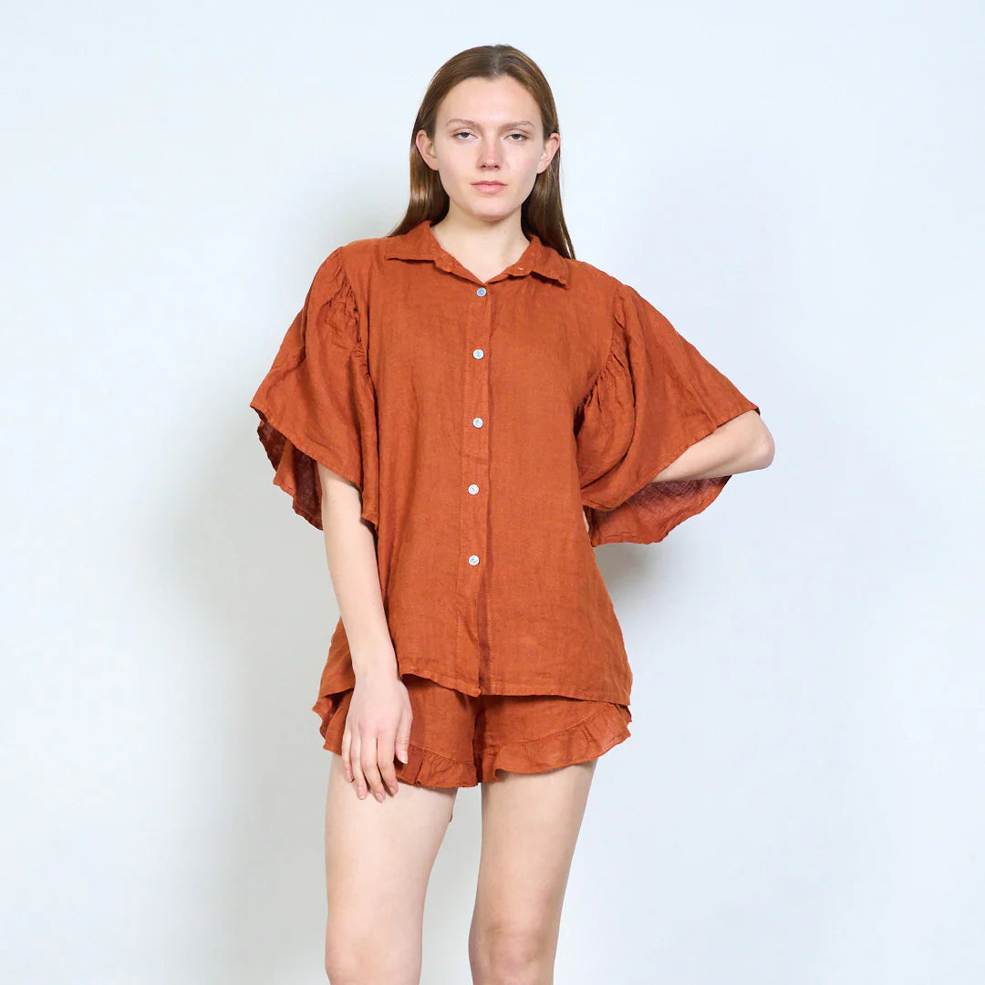 Camicia donna in lino con maniche ampie e taglio morbido