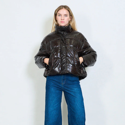 Women's Short Glossy-Effect Jacket with Leopard Print – Winter Trend