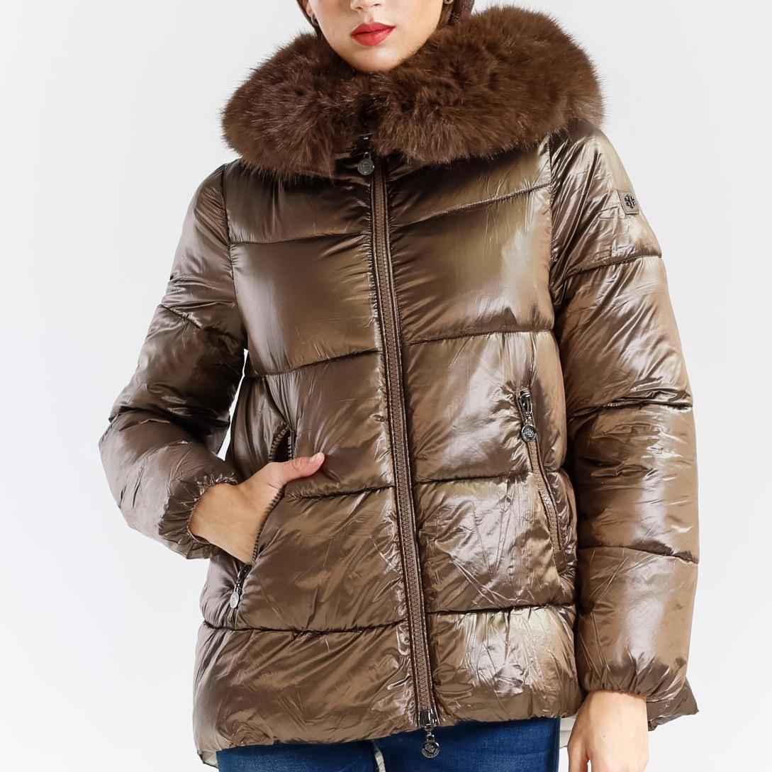 Giacca Imbottita Donna con Cappuccio e Maxi Pelliccia – Elegante e Calda in Tessuto Satinato Lucido con Tasche Zip Casual e alla Moda per Inverno