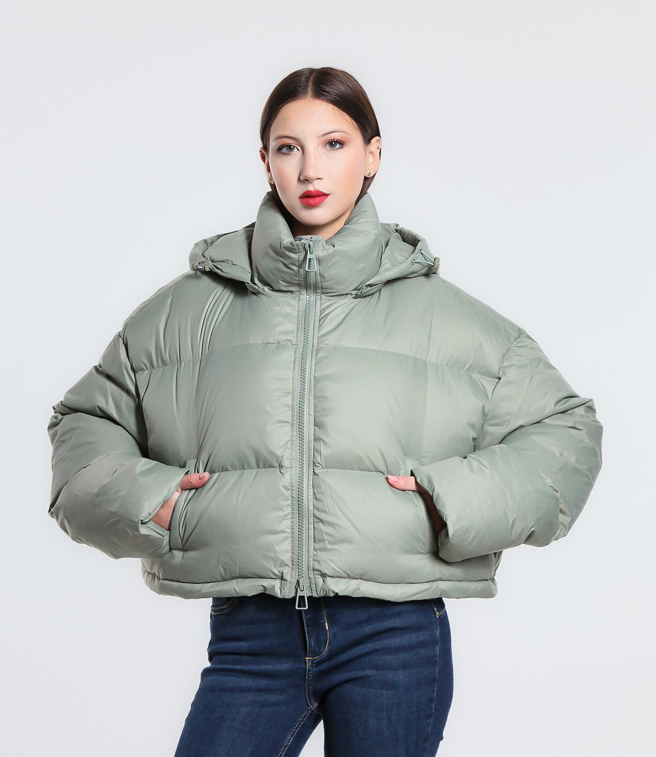 Giacca Imbottita Corta Donna con Cappuccio Piumino Trapuntato Casual Invernale in Poliestere con Zip Frontale e Tasche Laterali Stile Casual Streetwear