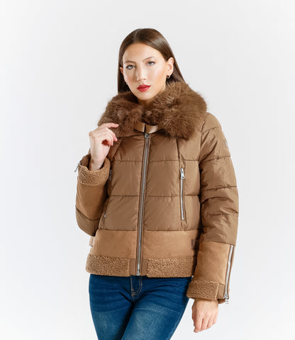 Women's short padded jacket with fur collar