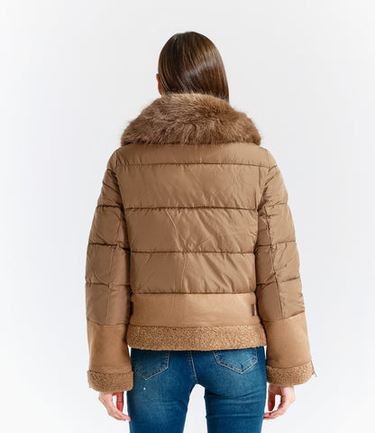 Women's short padded jacket with fur collar