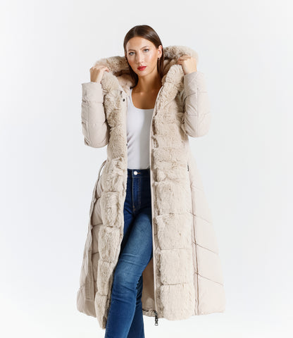 Piumino lungo donna con inserti in pelliccia sintetica e cintura